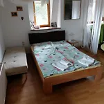 Kraeuter-heidi Apartamento