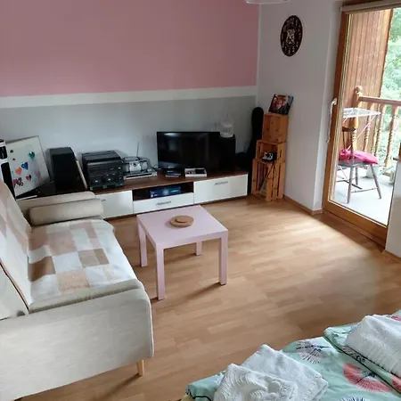 Kraeuter-heidi 公寓