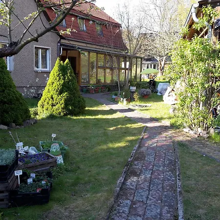 Kraeuter-heidi 公寓 *